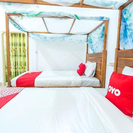 Oyo 1895 Lamancha Homestay Kuta  Exterior foto