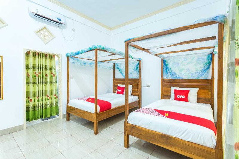 Oyo 1895 Lamancha Homestay Kuta  Exterior foto