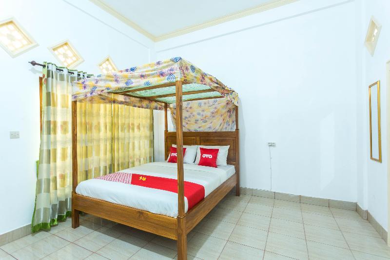 Oyo 1895 Lamancha Homestay Kuta  Exterior foto